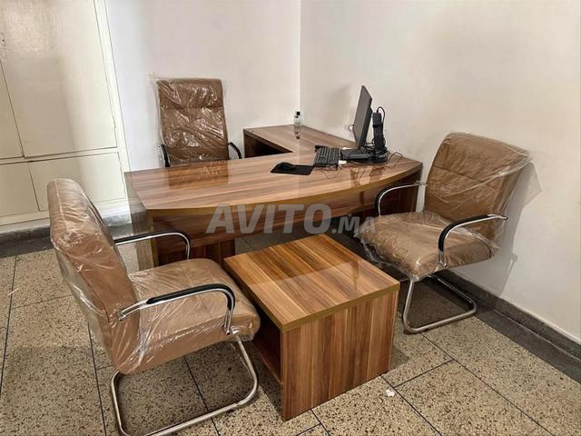 حزمة كرسي / رئيس و 2 زوار / خزانة ملابس - 2