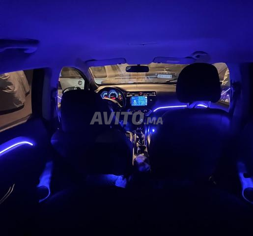 Kia Rio Diesel Manuelle 2017 à Casablanca - 2