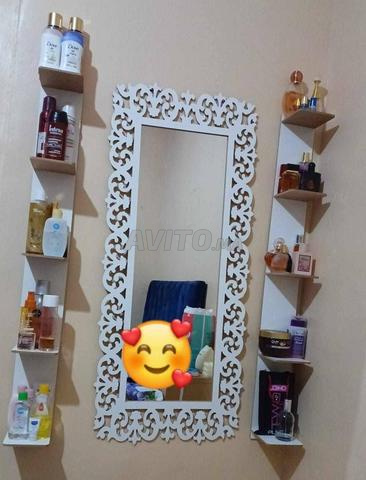 مرايا مع طاجيرتين - 2