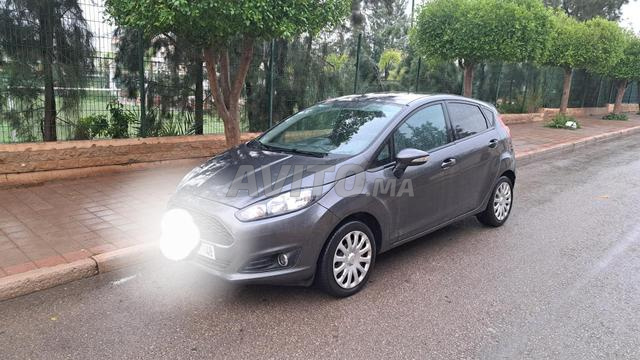 Ford Fiesta Diesel Manuelle 2018 à Oujda - 2