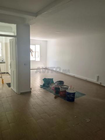 مكتب مقسم للإيجار في حي الأميرة بمساحة 110 متر مربع - 2