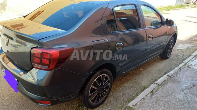 Dacia Logan excellente à vendre à Sidi Kacem