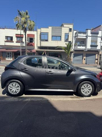 تويوتا يارس بنزين يدوي 2022