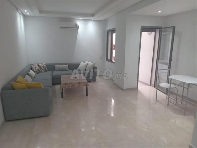 Appartement à louer 62 m² à Casablanca - 2