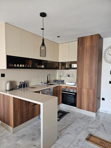 Studio meublé à louer - image 3