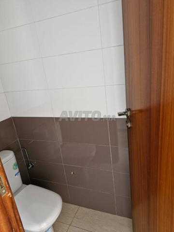 1ch salon avec terrasse en location - image 3