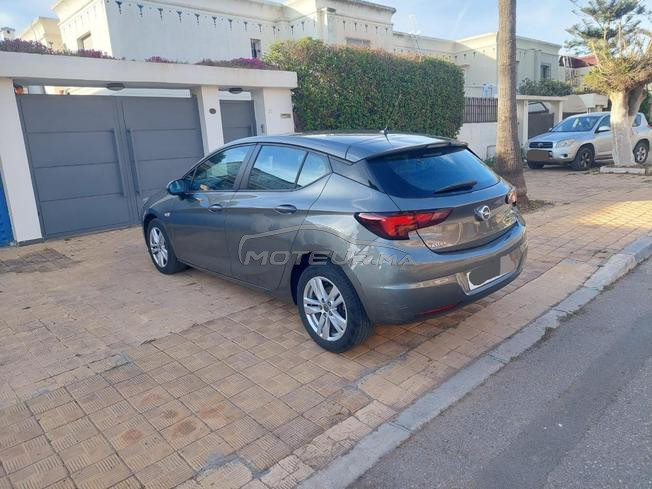 Opel Astra Diesel Manuelle 2019 à Rabat