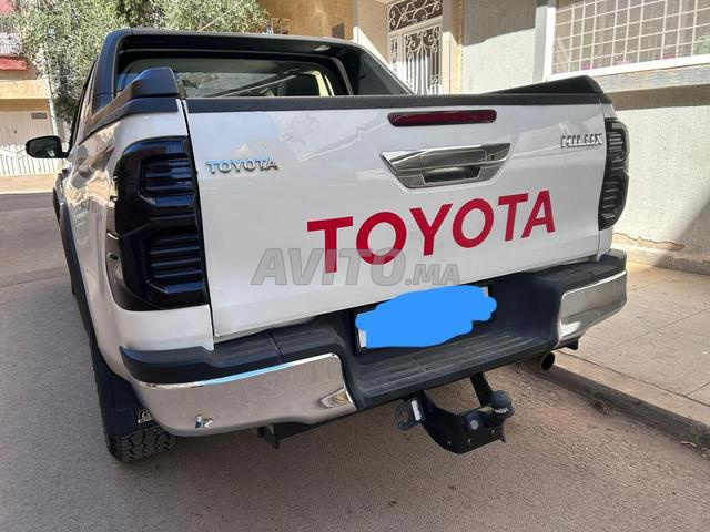 Toyota Hilux Double Cabine 4x4 - 2