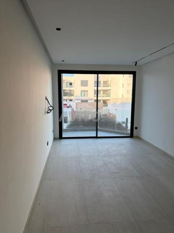 Studio neuf à louer