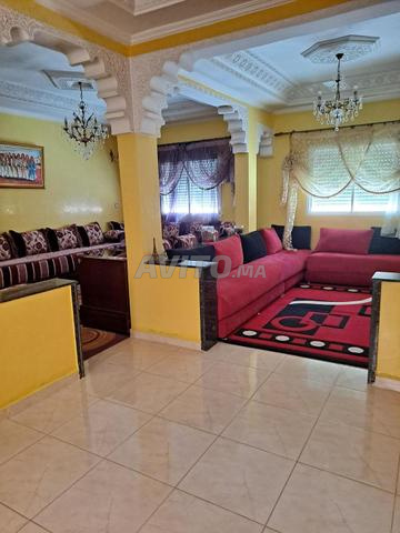 شقة للكراء غرفتين وصالونين