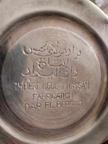 إبريق شاي فضي قديم جداً - 2