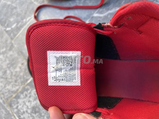 جوردان 1 أصلية مقاس 39 - 2