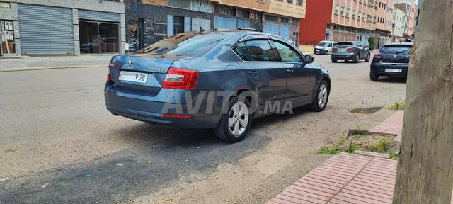 سكودا أوكتافيا 2020/8 أوتوماتيك - 2