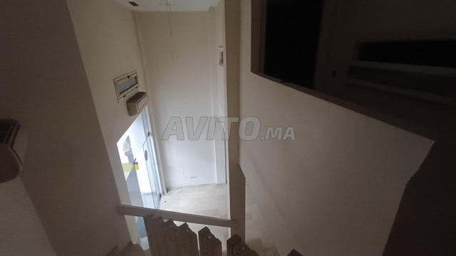 Local commercial 67m2 Triangle d'or