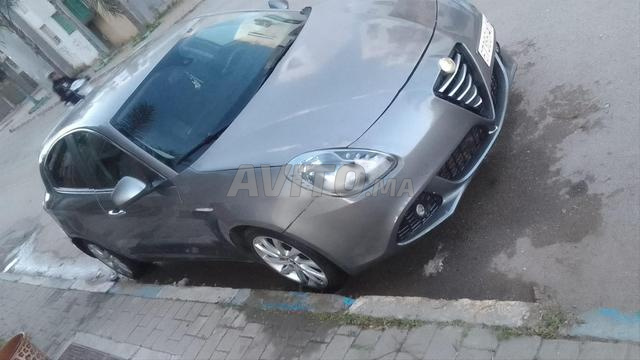 Alfa Romeo Giulietta bon état jamais accidentée - 2