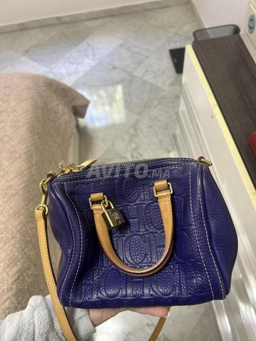 حقيبة كارولينا هيريرا للبيع - 2