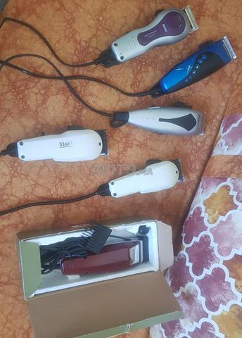 طندورات ما زالت بحالة جيدة جداً 1300 درهم. لمن يرغب في قطعة، فمرحباً به.