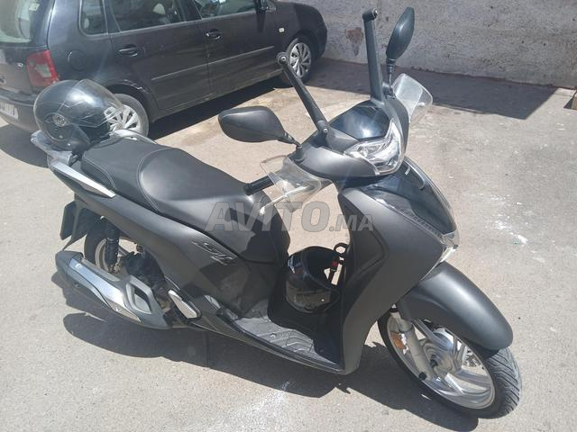 Honda Accord Essence Automatique 2018 à Rabat - 2