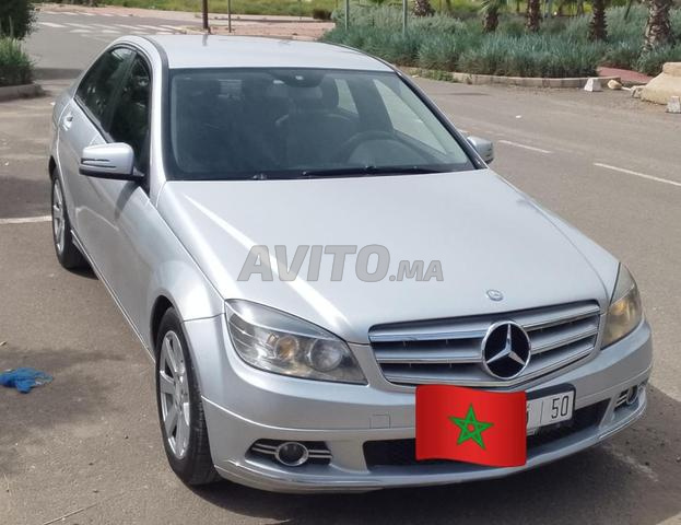 Mercedes Benz C220 - 2