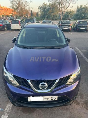 Nissan Qashqai modèle 2015 première main - 2