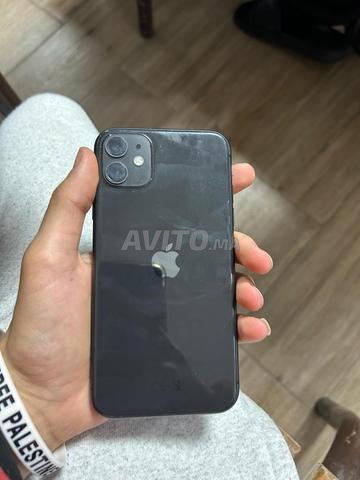 iPhone 11 64g 82% état batterie tout est d'origine