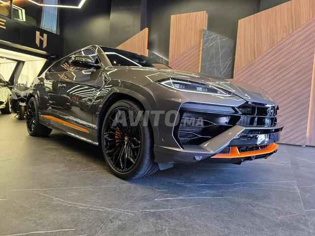 Lamborghini URUS SE Carbon (Véhicule Neuf 2026) - 2