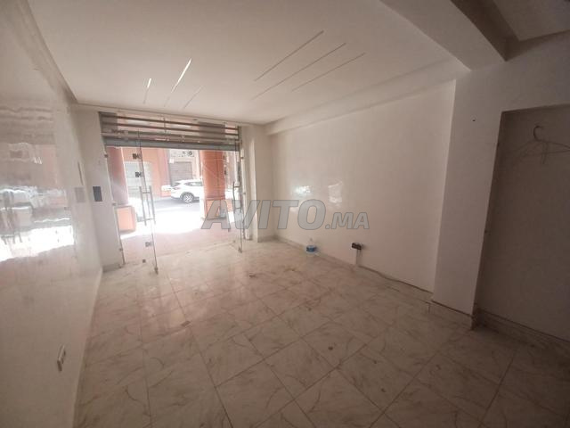 محل للبيع - 2