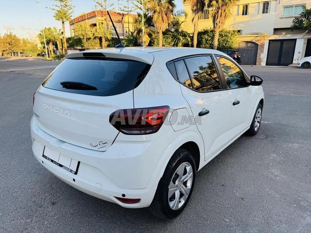 داسيا سانديرو جميع الكماليات بحالة ممتازة - 2