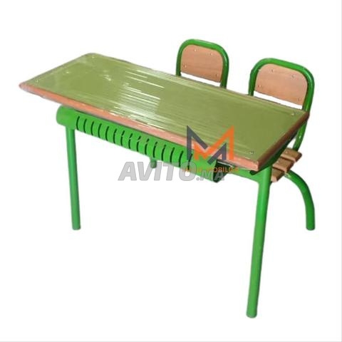 منضدة مدرسية مزدوجة مع خزانة مثقبة
