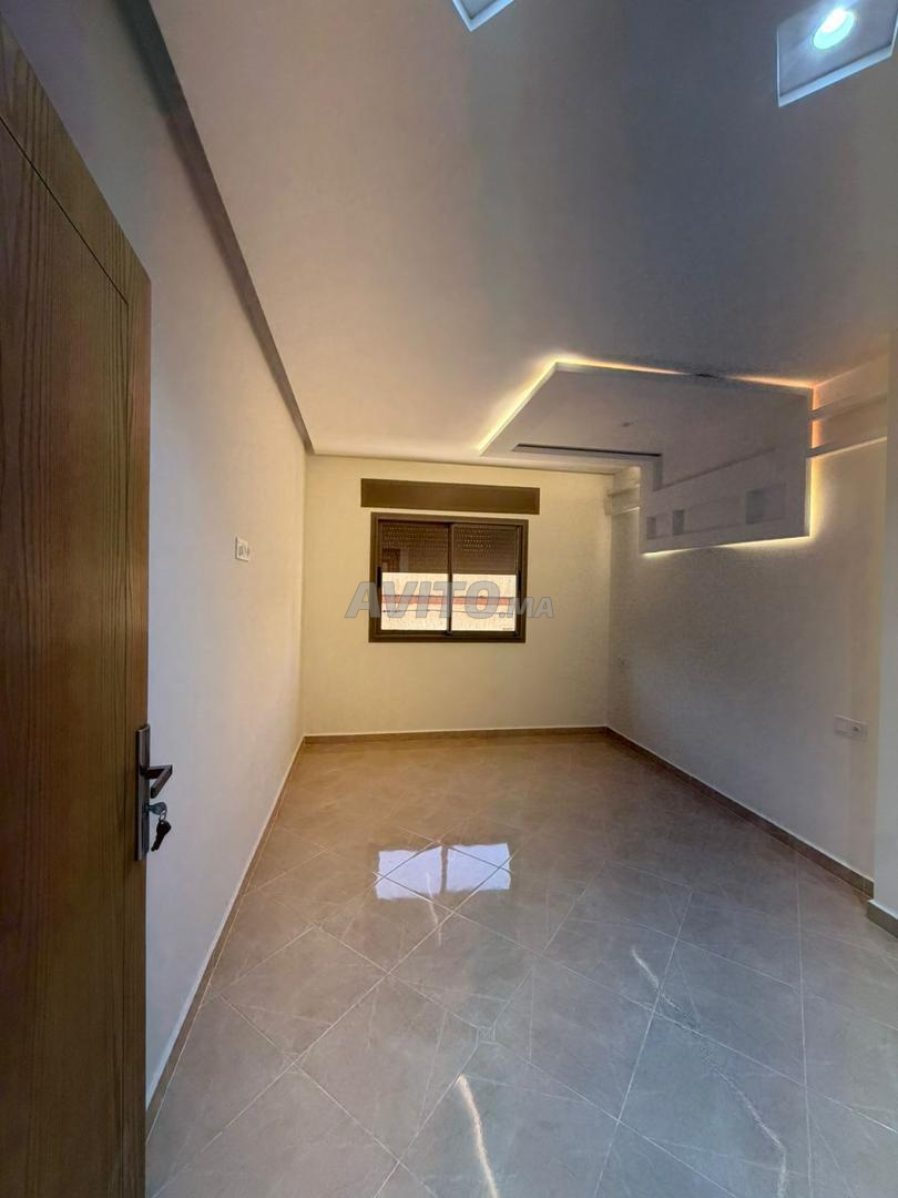 Appartement neuf à louer Tanger Jerrari sur rue - image 3