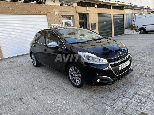 PEUGEOT 208 (Panoramique)