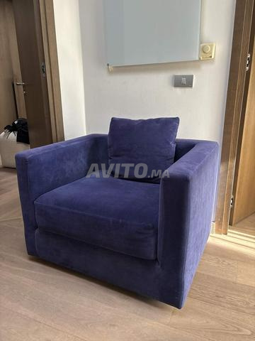 كرسي أزرق - 2