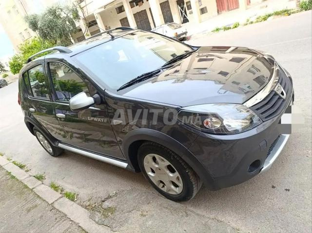 Sandero Stepway peinture maison comme neuf