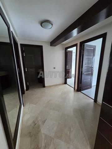 Appartement en location hôpitaux trois chambres vide - 2