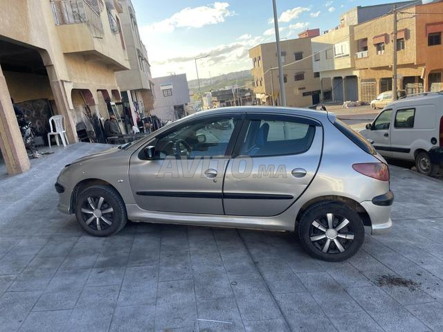 Peugeot 206 Essence Manuelle 2006 à Temara - 2