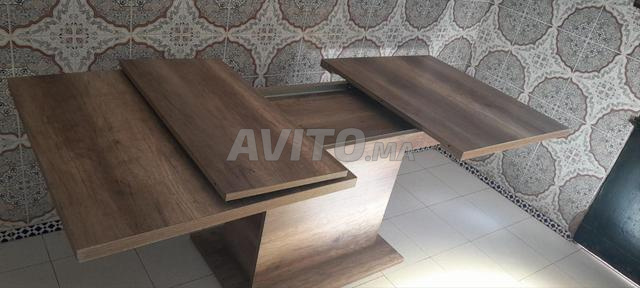 Table de salle à manger - 2