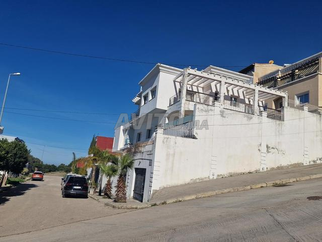 فيلا للبيع طريق مالاباطا