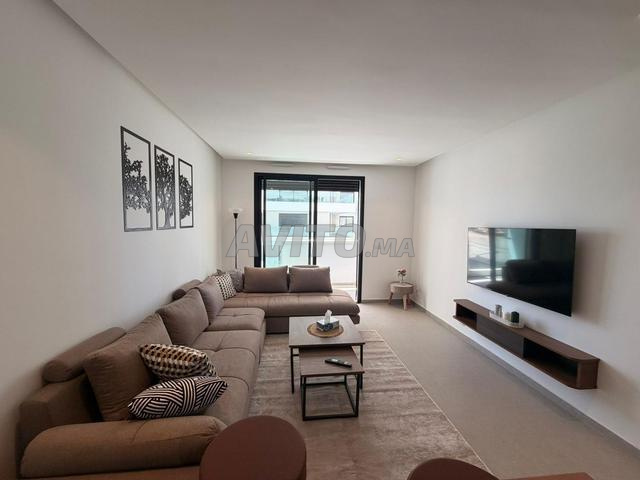 استوديو جديد مفروش جميل في سي إف سي