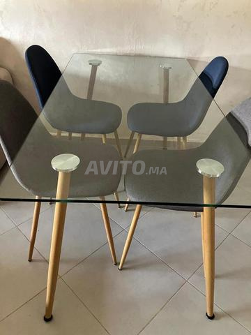 Superbe table à manger - 2