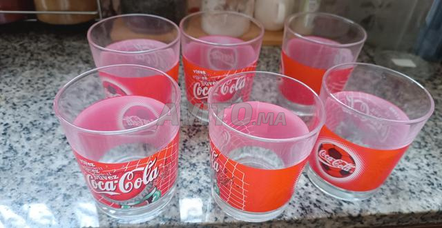 6 كؤوس كوكاكولا - 2