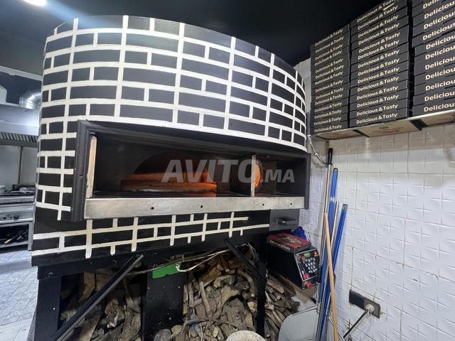 Four à pizza au bois. - 2