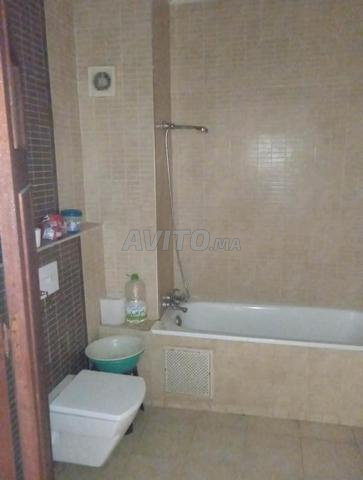 شقة واسعة 135م للبيع بوسط المدينة قرب مصحة السلام - 2