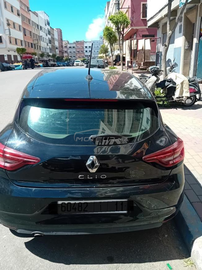 clio 5 2021 état neuf 