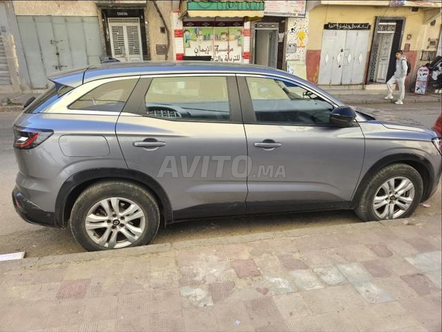 Voiture propre et toujours à Meknes - 2