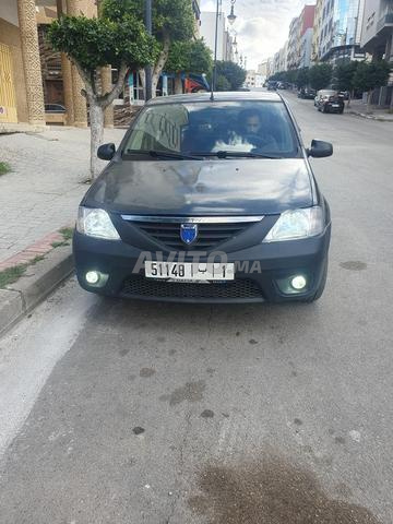 Dacia 2006 modifiée, état propre, tous accessoires, carte grise, immatriculée, à mon nom