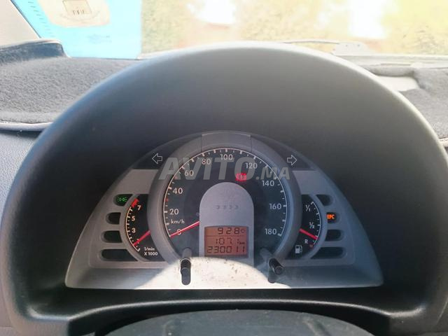 Volkswagen Fox Essence Manuelle 2006 à Marrakech - 2