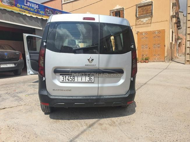 سيارة رونو اكسبريس للبيع