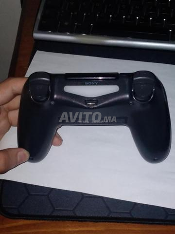 Manette PS4 Original – Très bon état – 400dh - 2
