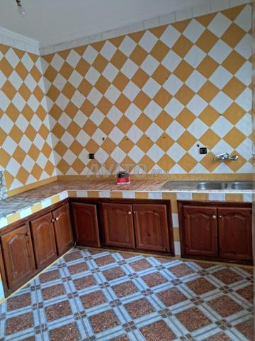 Appartement à louer dans le quartier Al Branes 2 en bon état - image 3