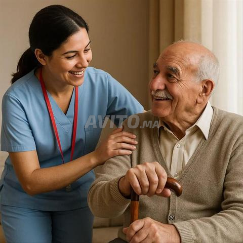 مربية، مساعدة مريض، رعاية المسنين